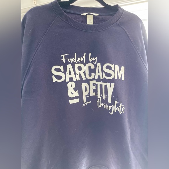 H&M sweater NWT - Picture 2 of 3